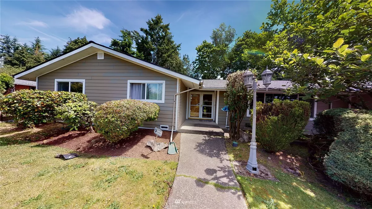 Renton, WA 98056,1624 Jones AVE NE