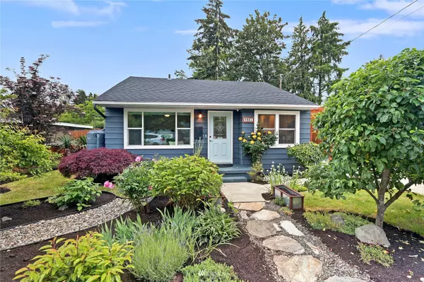 7551 37th AVE NE, Seattle, WA 98115