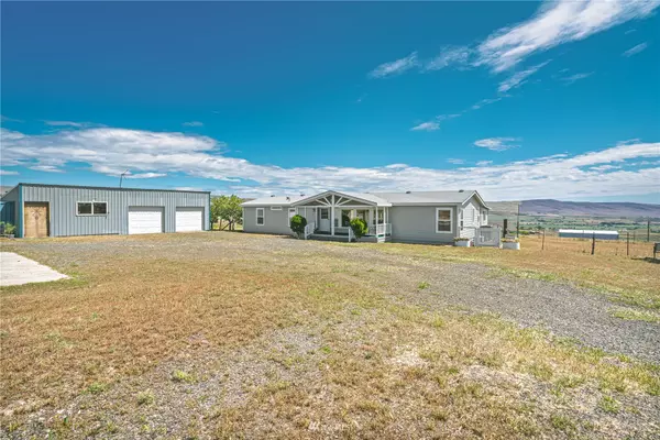 1421 Conrad RD, Selah, WA 98942