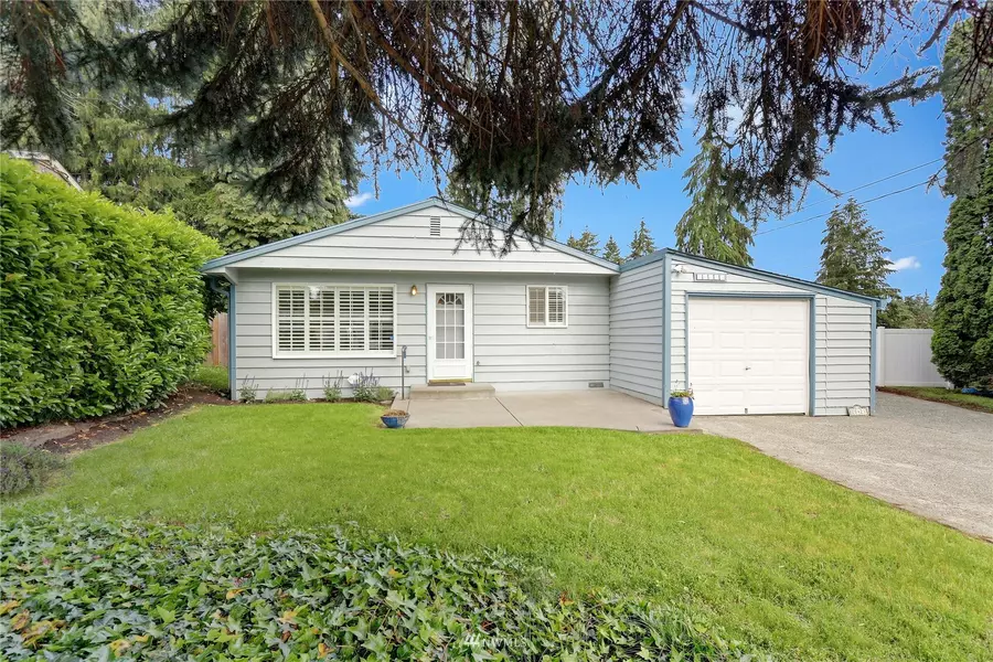 20423 20th PL W, Lynnwood, WA 98036