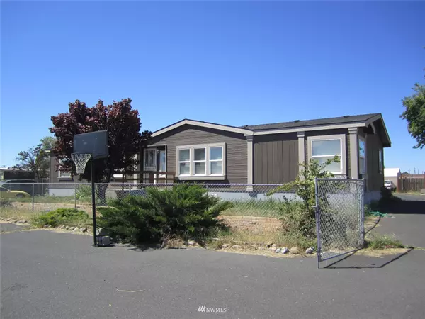 6090 NE Turnkey RD, Moses Lake, WA 98837