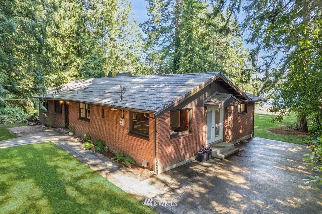 Lynnwood, WA 98087,15829 Larch WAY