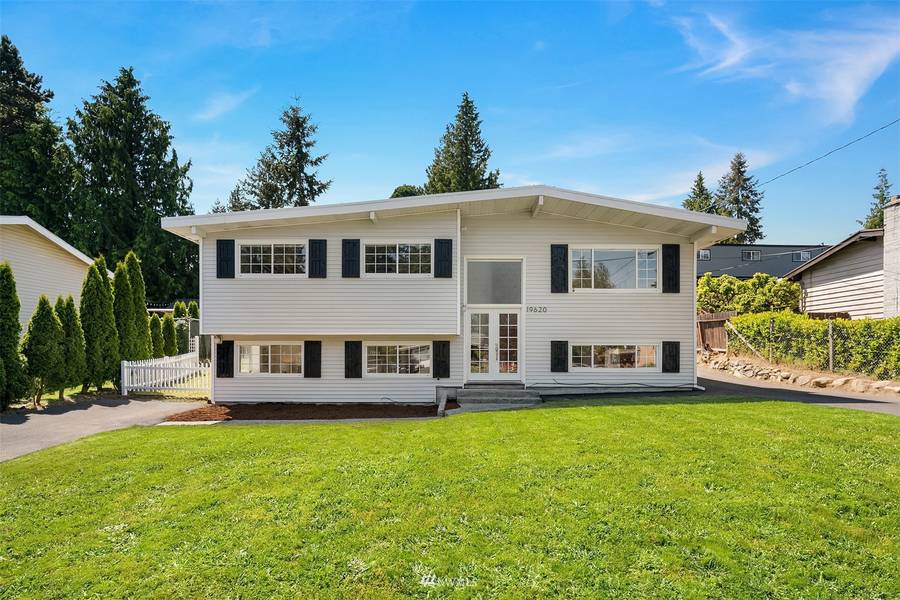 19620 81st PL W, Edmonds, WA 98026