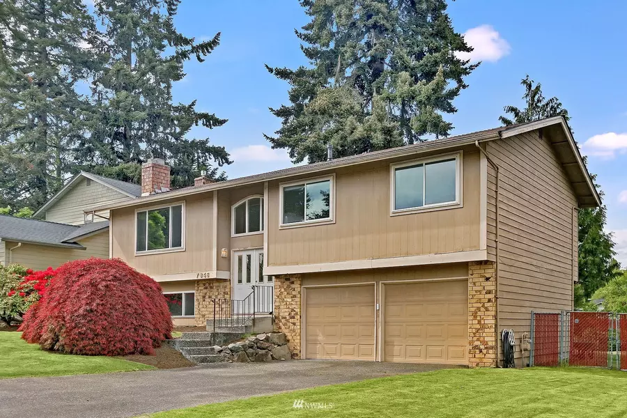 7846 NE 145th ST, Kenmore, WA 98028