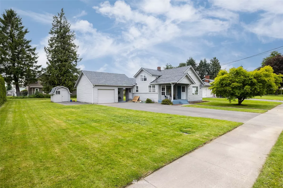 Sumas, WA 98295,226 1st ST