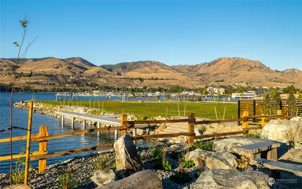 Chelan, WA 98816,100 Bass LN