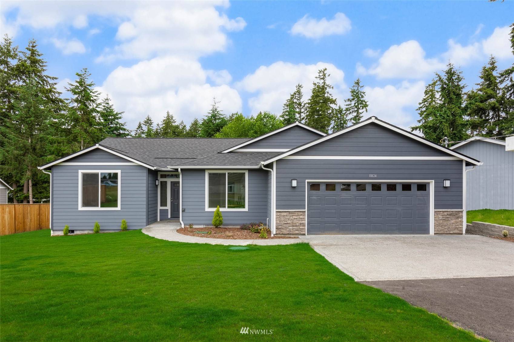 11824 100th Avenue Ct E, Puyallup, WA 98373