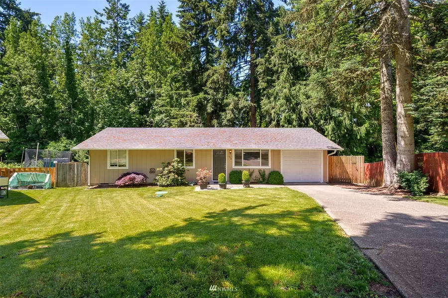 819 Oakcrest DR SE, Lacey, WA 98503