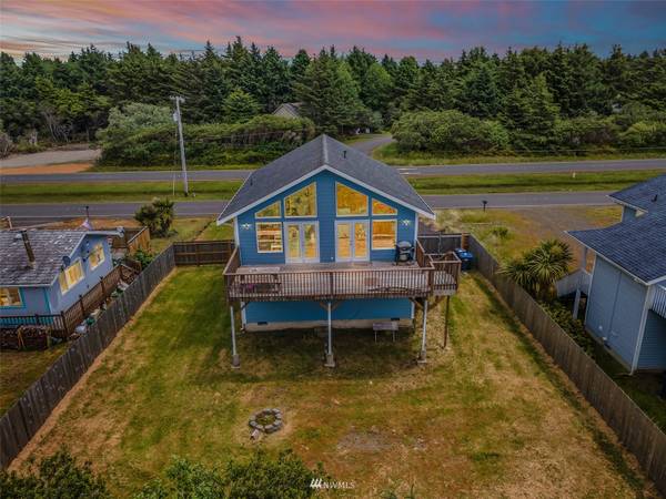 399 Ocean Shores BLVD SW, Ocean Shores, WA 98569