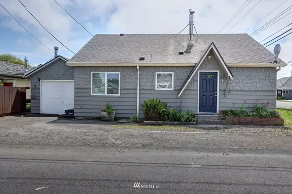 Long Beach, WA 98631,301 3rd ST SE