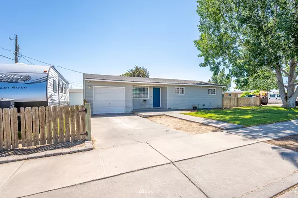 Moses Lake, WA 98837,706 S D ST