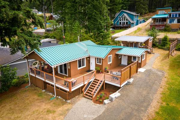 140 E Mason Lake DR E, Grapeview, WA 98546