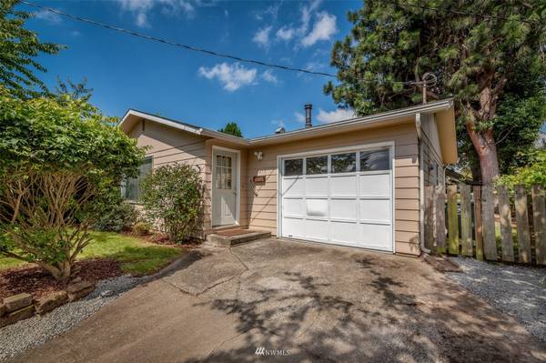 2415 H ST, Bellingham, WA 98225