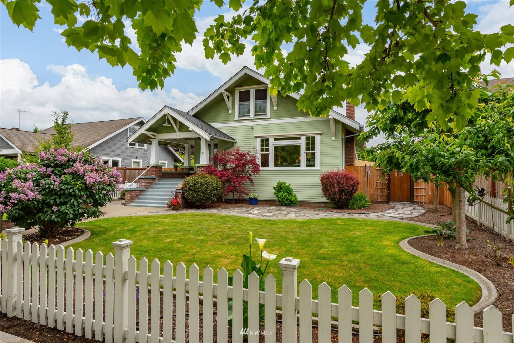 715 Sumner AVE, Sumner, WA 98390