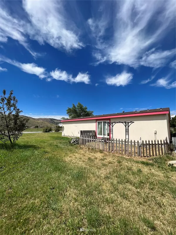 Omak, WA 98841,2 Summerwind RD