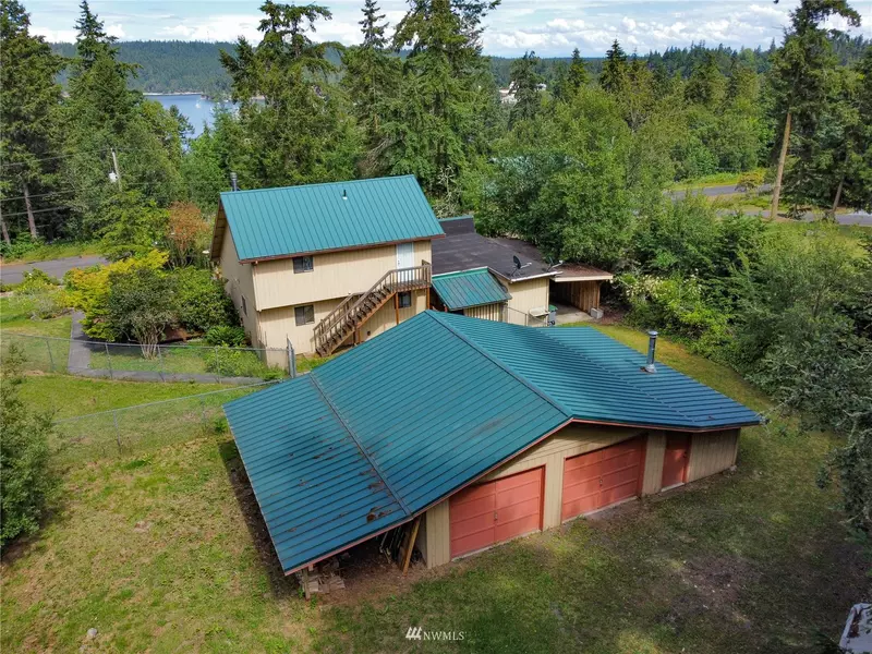 140 Lylus LN, Port Hadlock, WA 98339