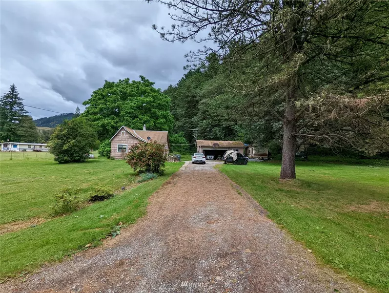 5394 Mosquito Lake RD, Deming, WA 98244