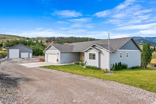 735 Wheeler Hill RD, Wenatchee, WA 98801