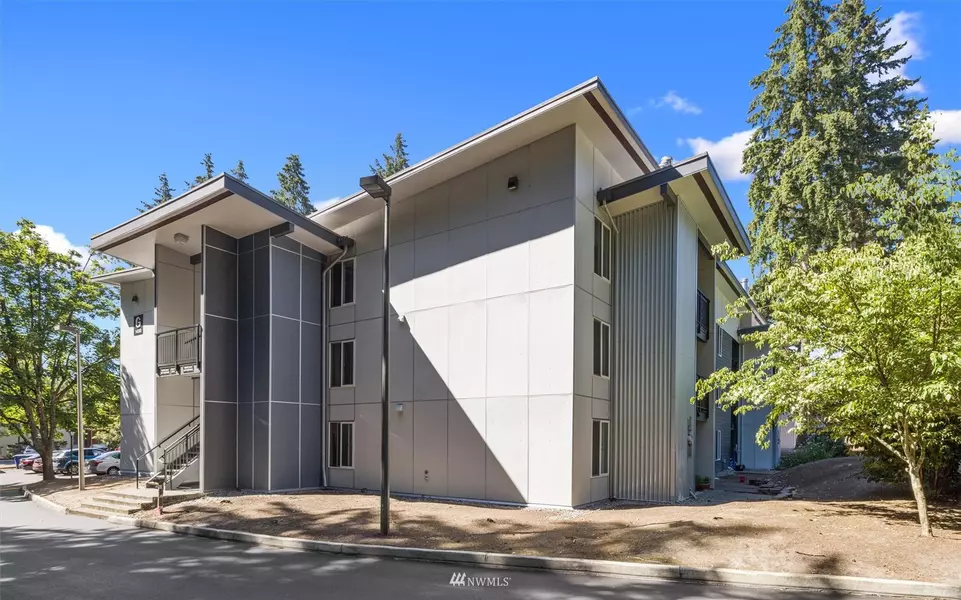 14620 NE 31st ST #204, Bellevue, WA 98007