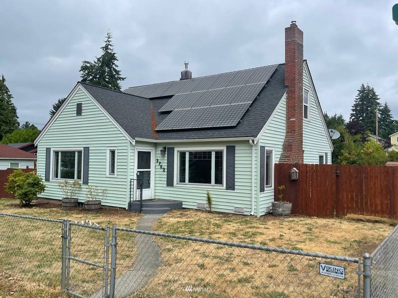 3702 W E ST, Bremerton, WA 98312