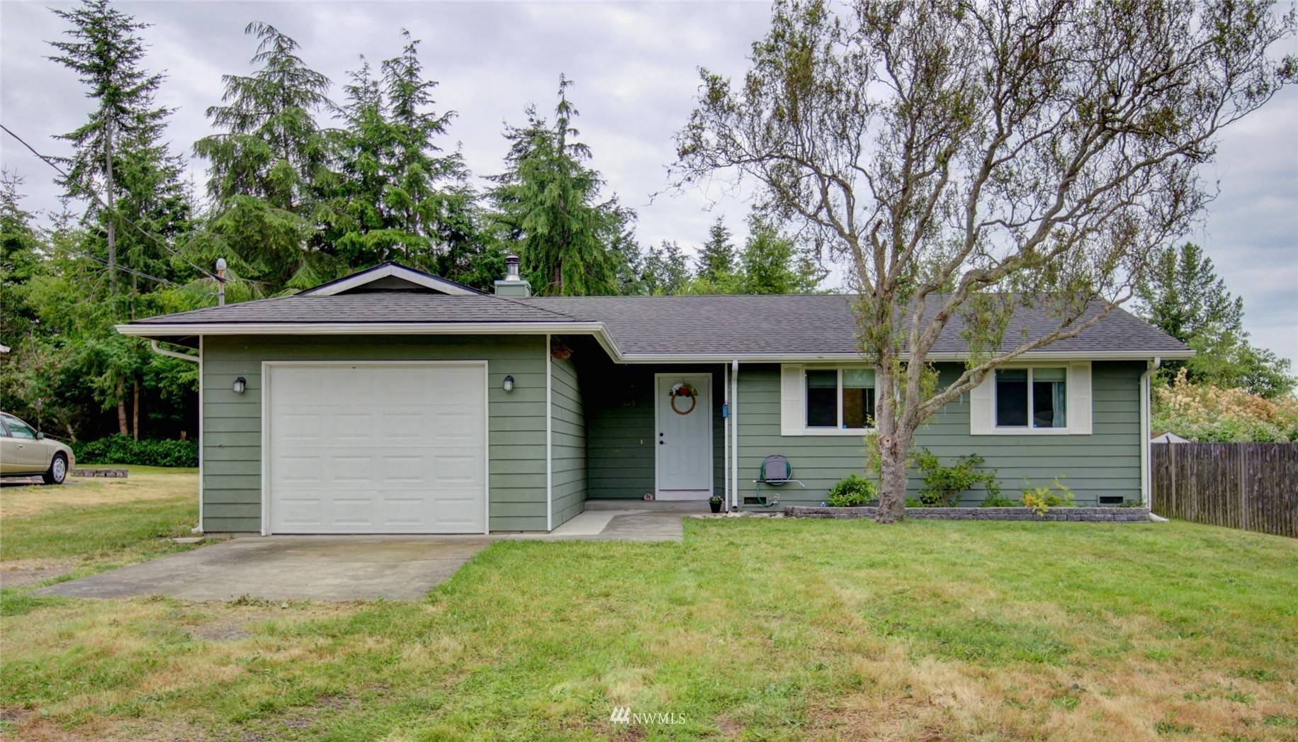 535 Salal ST, Oak Harbor, WA 98277