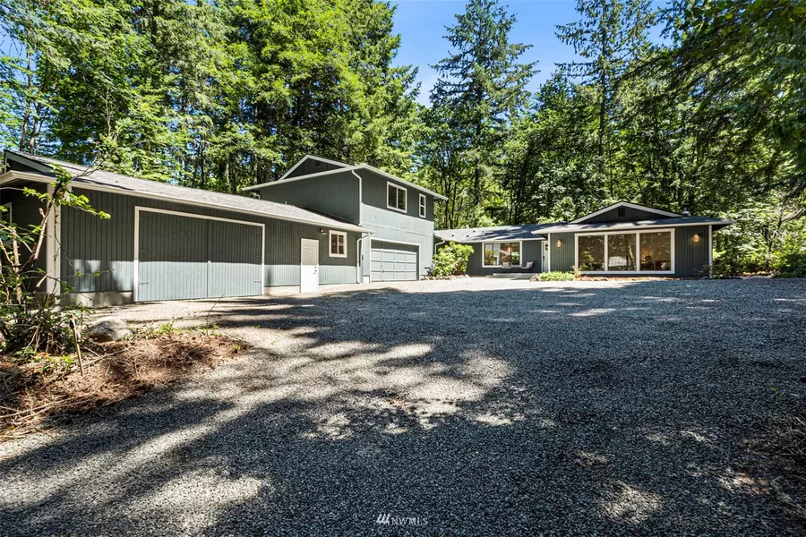 10215 72nd AVE NW, Gig Harbor, WA 98332