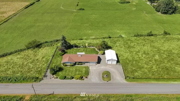 26102 SE 464th ST, Enumclaw, WA 98022