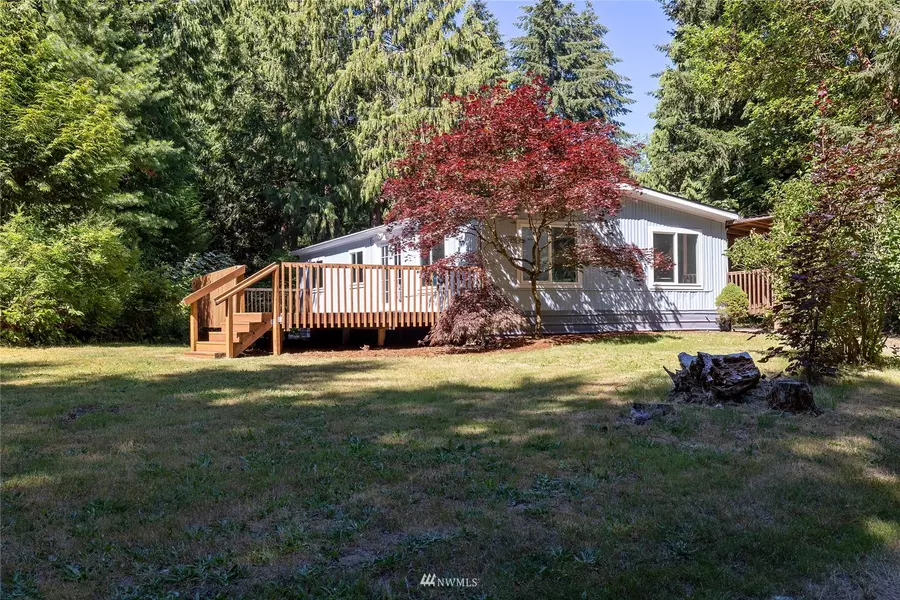 6575 SE Skycrest LN, Port Orchard, WA 98366