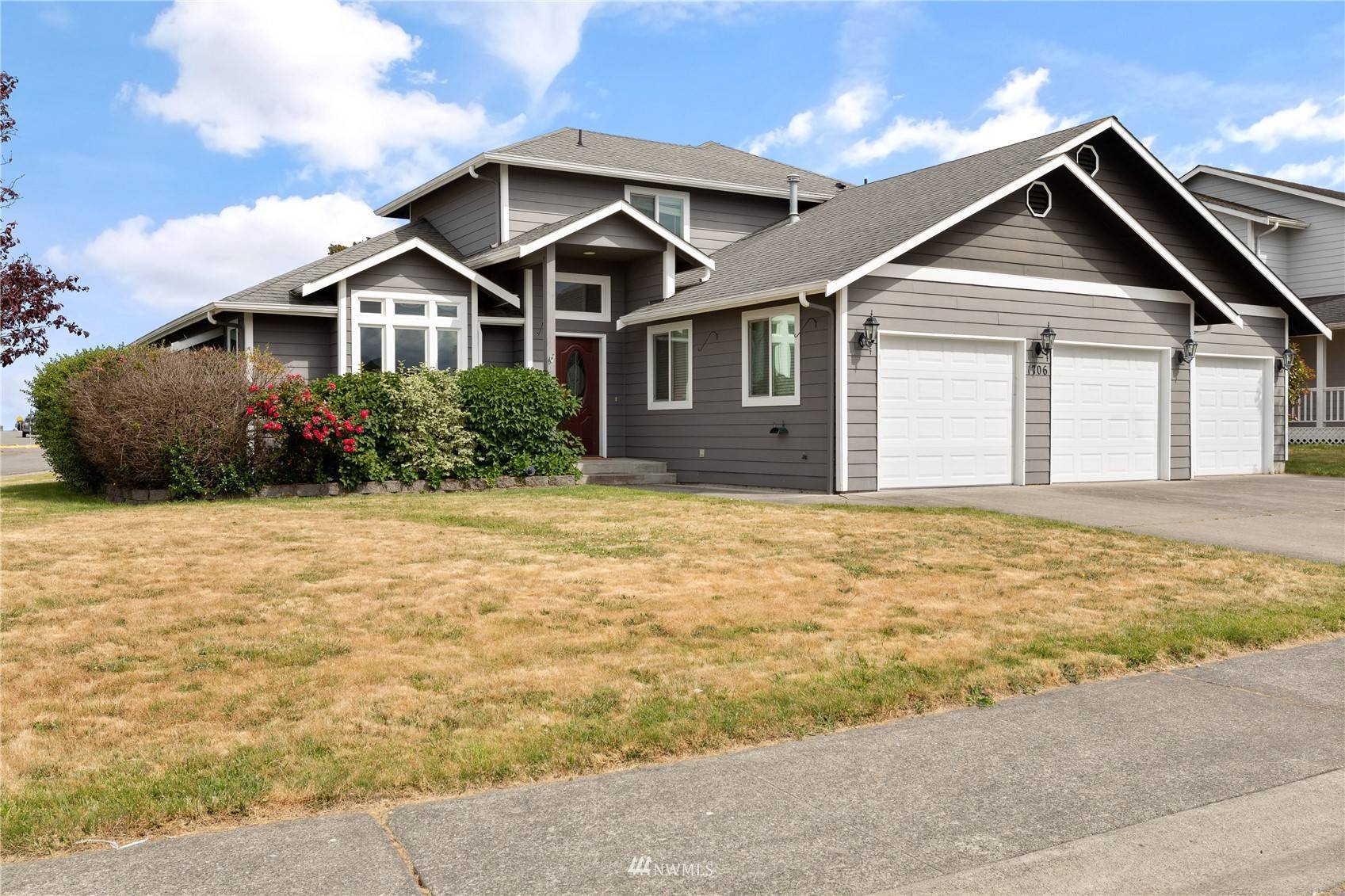 1706 SW Springfield CT, Oak Harbor, WA 98277