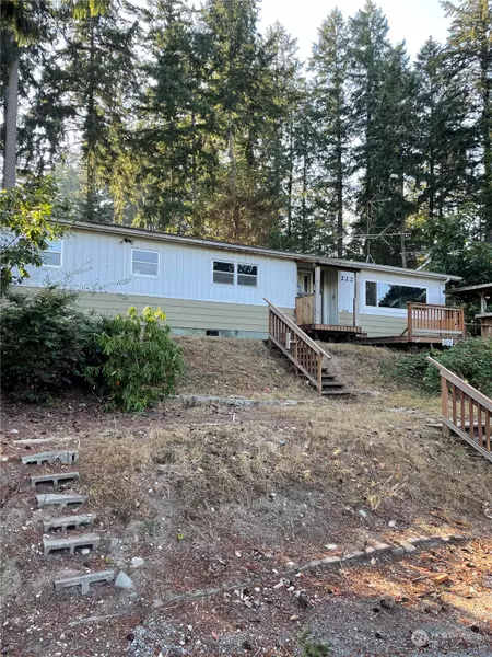 2224 194th AVE SW, Lakebay, WA 98349