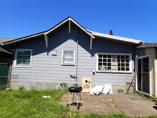 Hoquiam, WA 98550,607 3rd ST