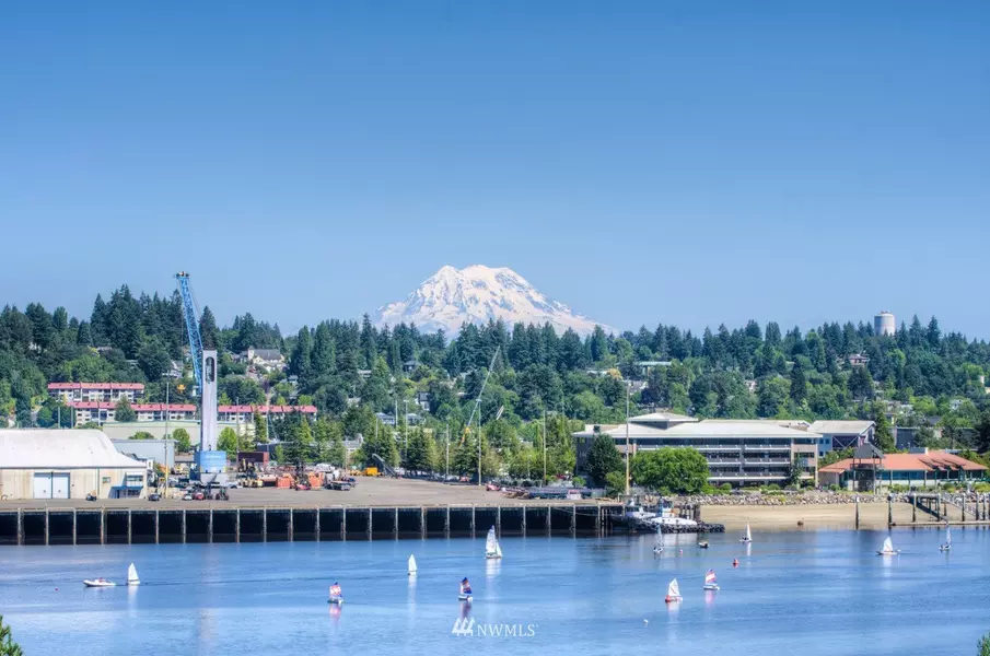 926 Brawne AVE NW, Olympia, WA 98502