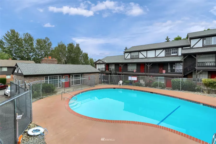 3425 S 176th ST #210, Seatac, WA 98188