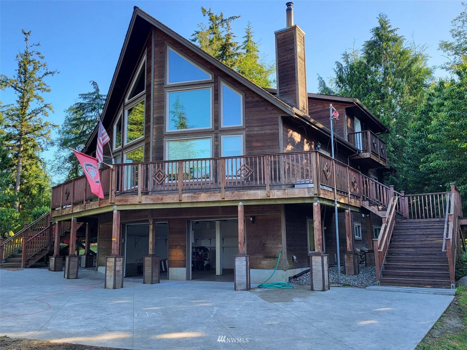 1073 Burma RD, Oak Harbor, WA 98277