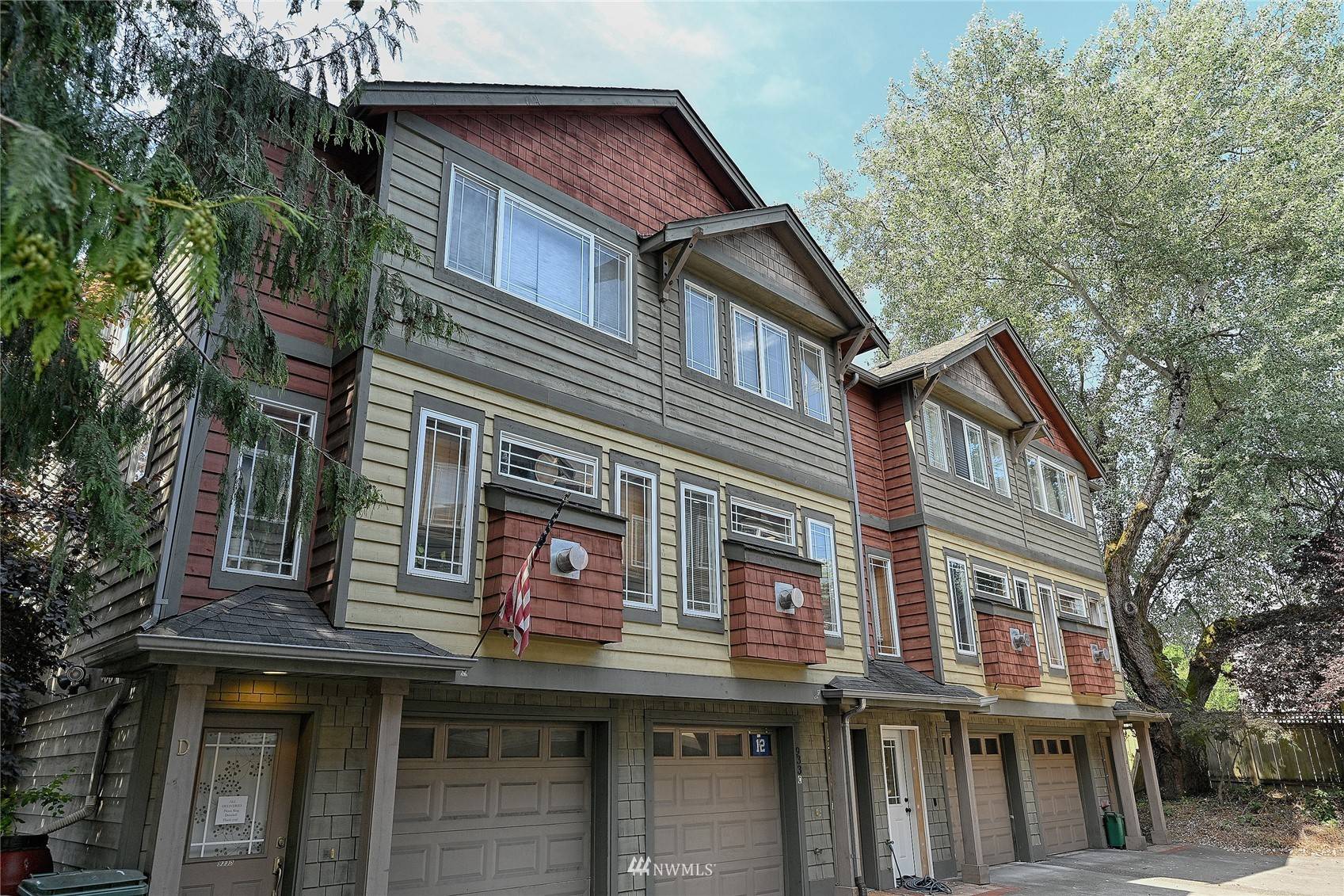 933 N 105th ST #C, Seattle, WA 98133