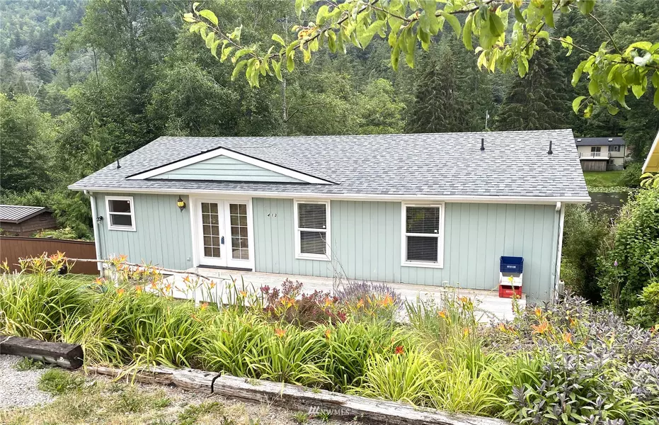 413 Lakeside DR, Sedro Woolley, WA 98284