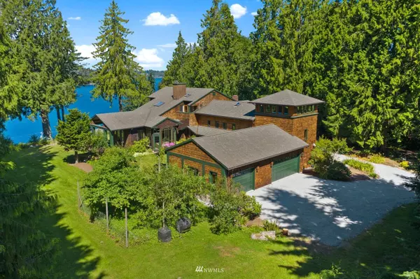 12 N Rhodora Heights RD, Lake Stevens, WA 98258