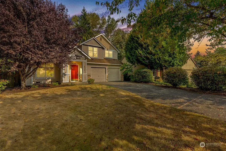 8015 Carlisle PL, Arlington, WA 98223