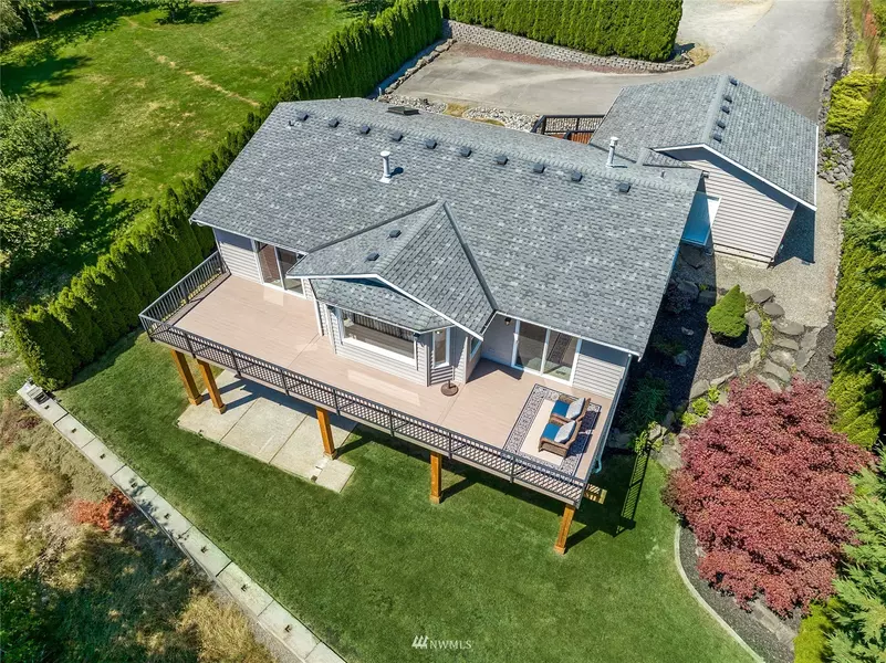 33023 Pacific PL, Black Diamond, WA 98010