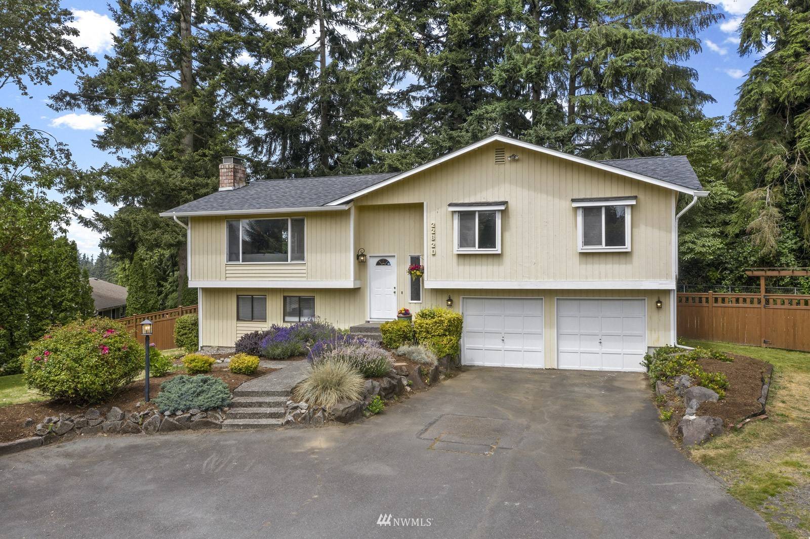 22820 88th AVE W, Edmonds, WA 98026