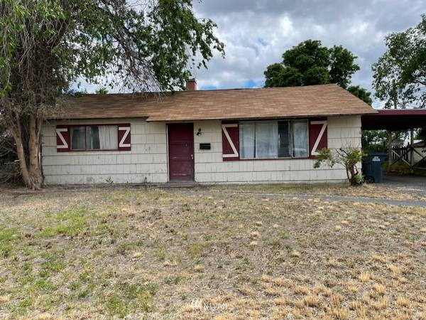 503 S Hawthorne DR, Moses Lake, WA 98837