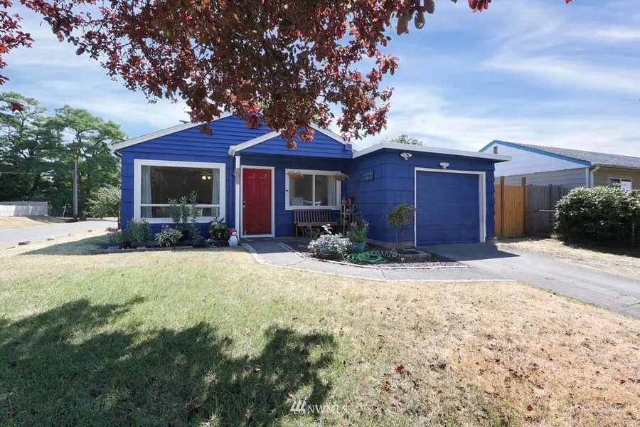 10301 47th AVE SW, Lakewood, WA 98499