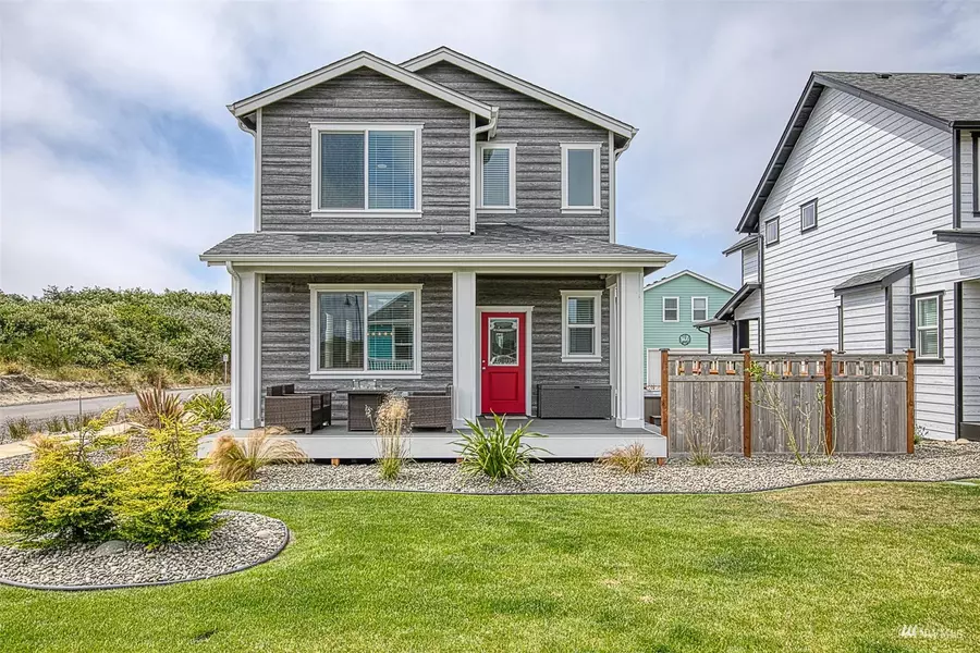 444 Vine Maple LN SW, Ocean Shores, WA 98569