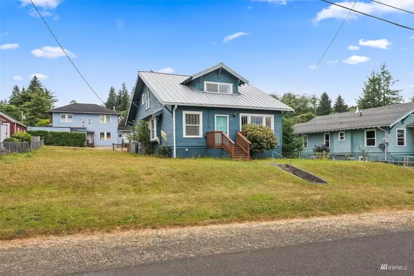 Raymond, WA 98577,718 Ballentine ST