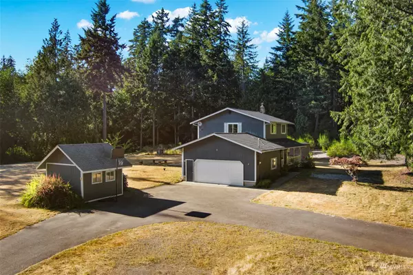 8140 Ebbert DR SE, Port Orchard, WA 98367