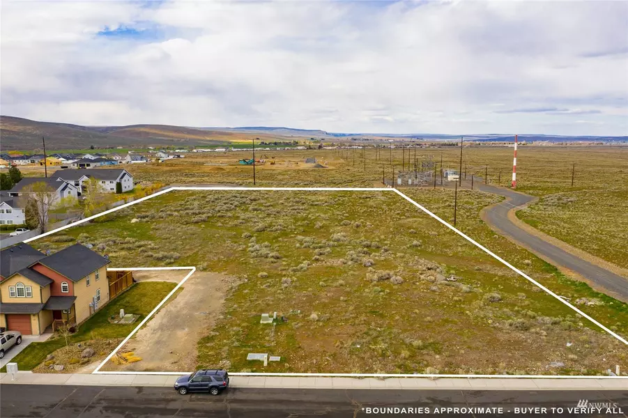 1311 NE 2nd AVE, Ephrata, WA 99123