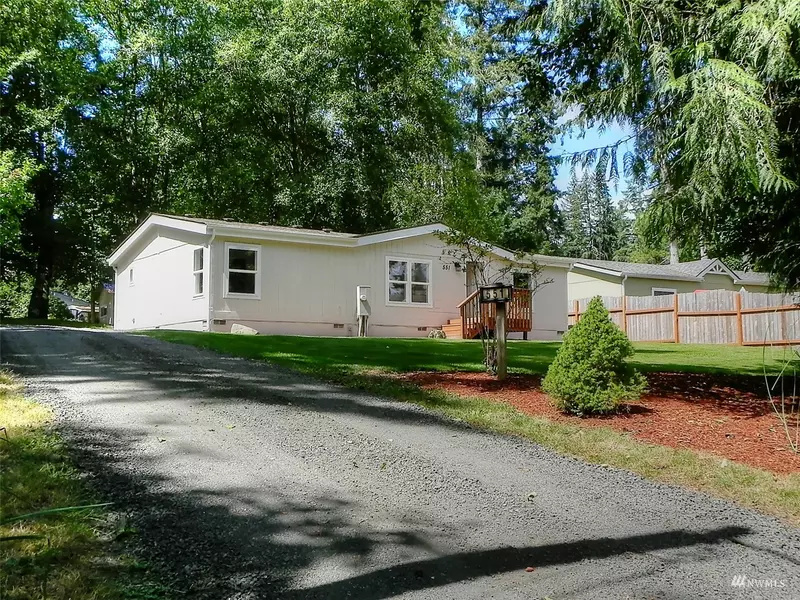 551 E Lakeshore DR W, Shelton, WA 98584