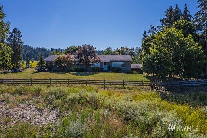 216 F Schumaker RD, Colville, WA 99114