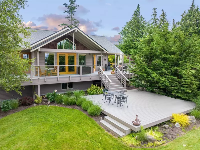 387 Latham WAY, Camano Island, WA 98282