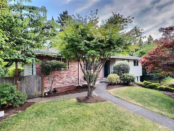 111 N 177th ST, Shoreline, WA 98133